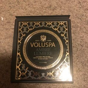 Voluspa ambre candle